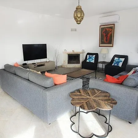 Villa Sunset By Laranjal *