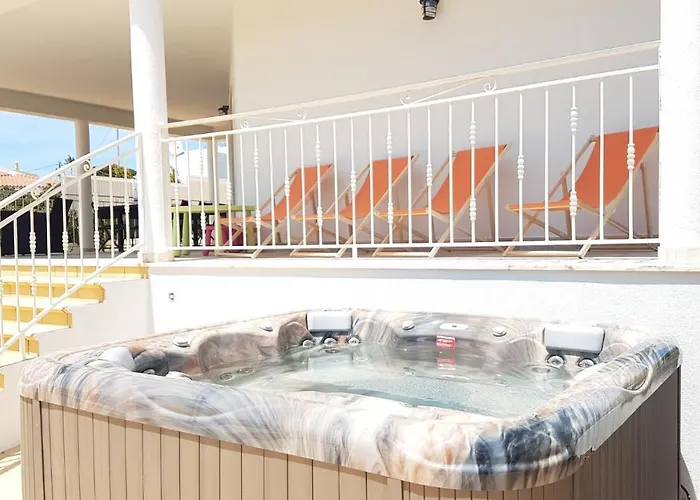 Villa Sunset By Laranjal *