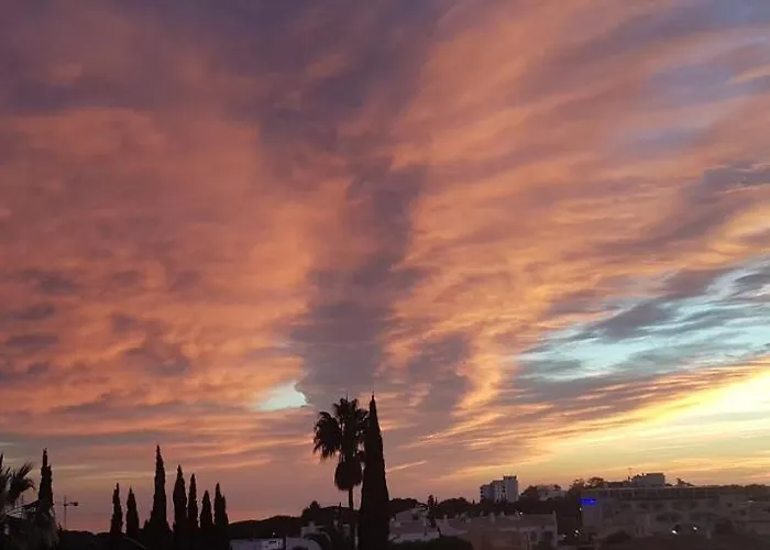 Vila Sunset By Laranjal Olhos de Agua (Albufeira)