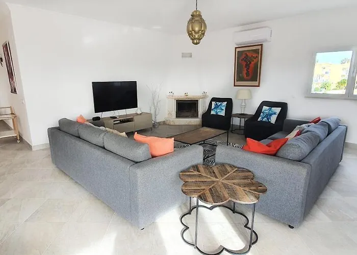 Villa Sunset By Laranjal *